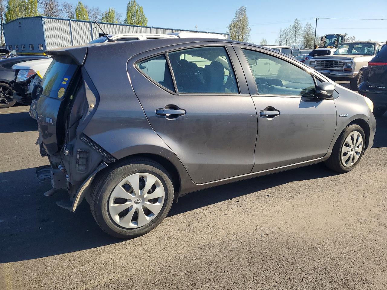 2012 TOYOTA PRIUS C TWO photo 5