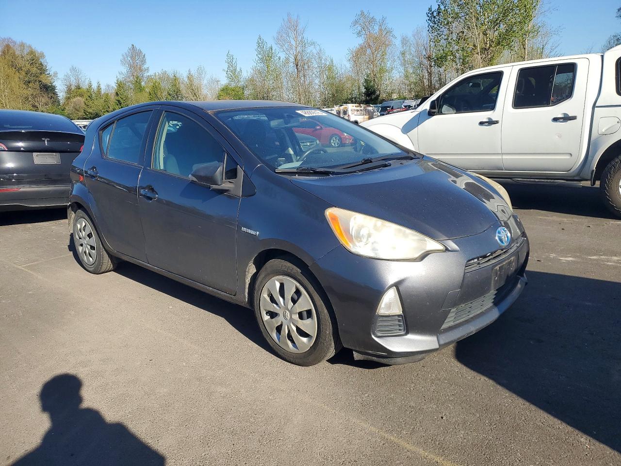 2012 TOYOTA PRIUS C TWO photo 7