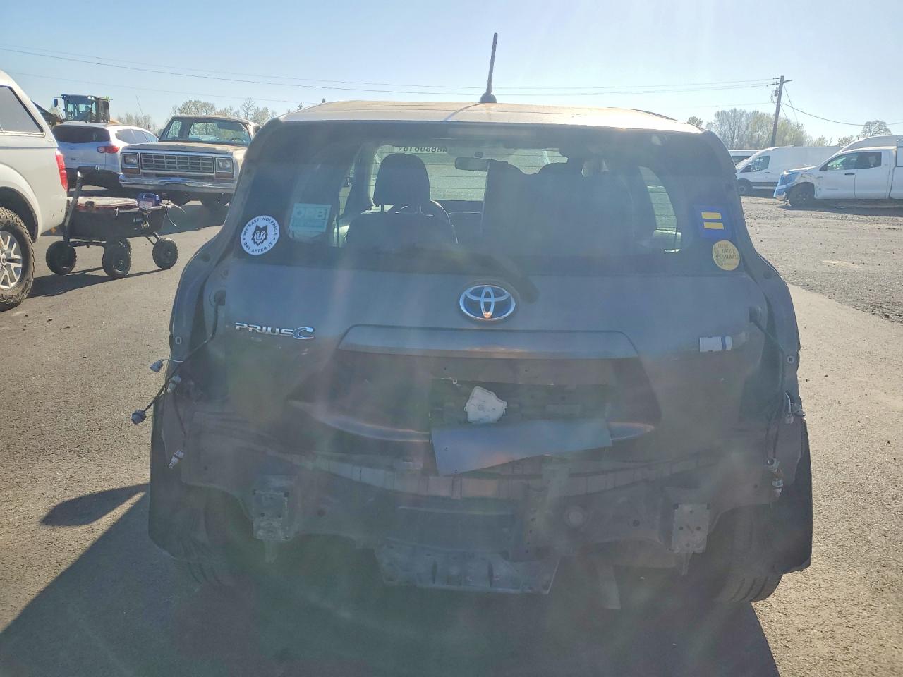 2012 TOYOTA PRIUS C TWO photo 11