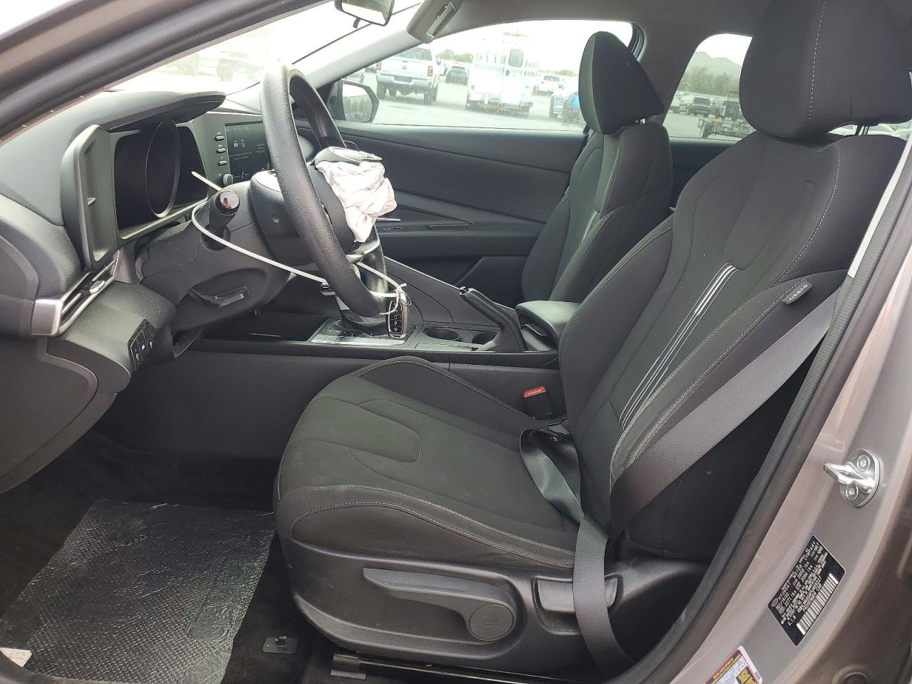 2023 HYUNDAI ELANTRA SEL photo 19