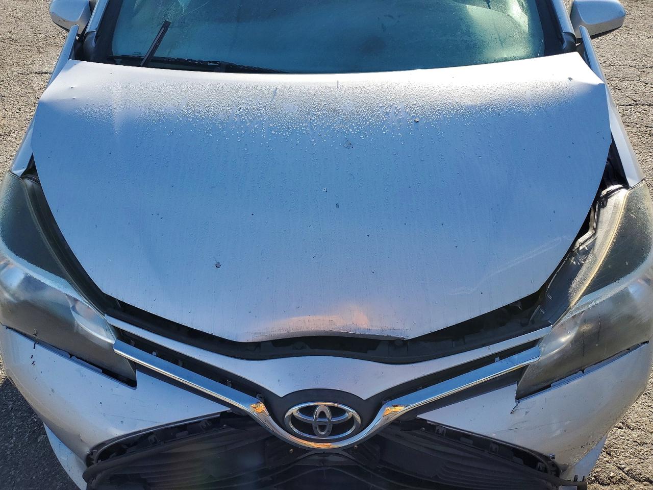 2017 TOYOTA YARIS 5-DOOR L FLEET photo 11
