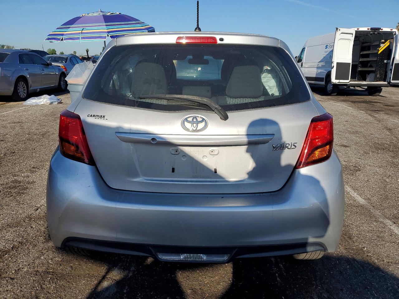 2017 TOYOTA YARIS 5-DOOR L FLEET photo 6