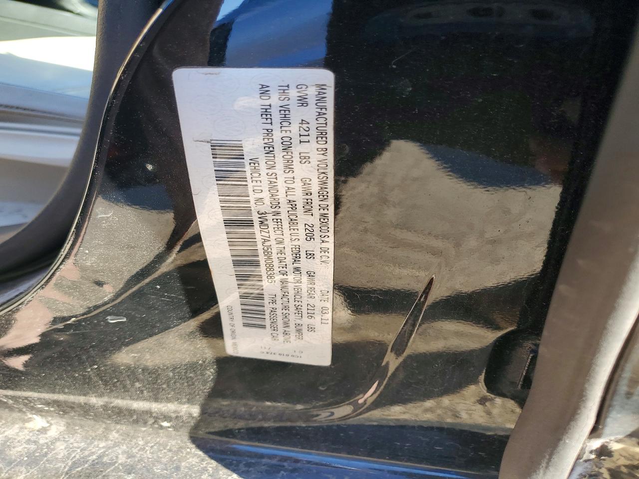 2011 VOLKSWAGEN JETTA SE photo 13
