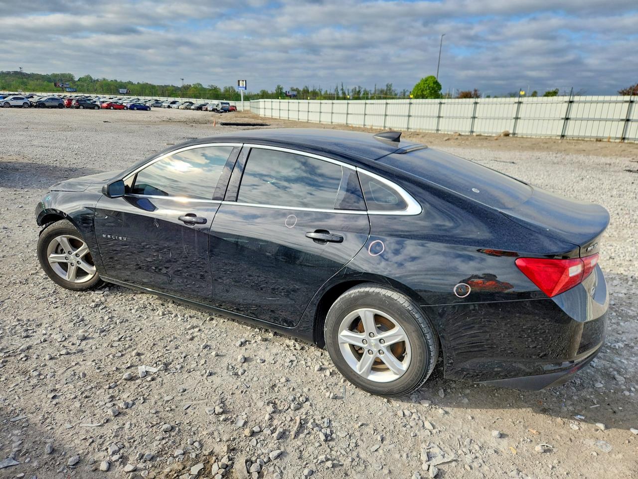 2020 CHEVROLET MALIBU LS photo 2