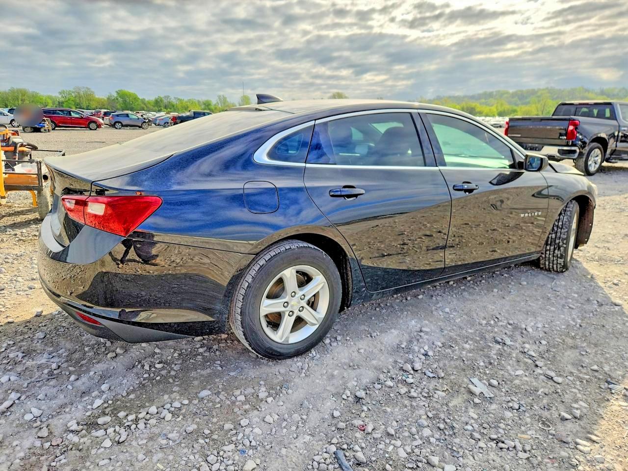 2020 CHEVROLET MALIBU LS photo 3