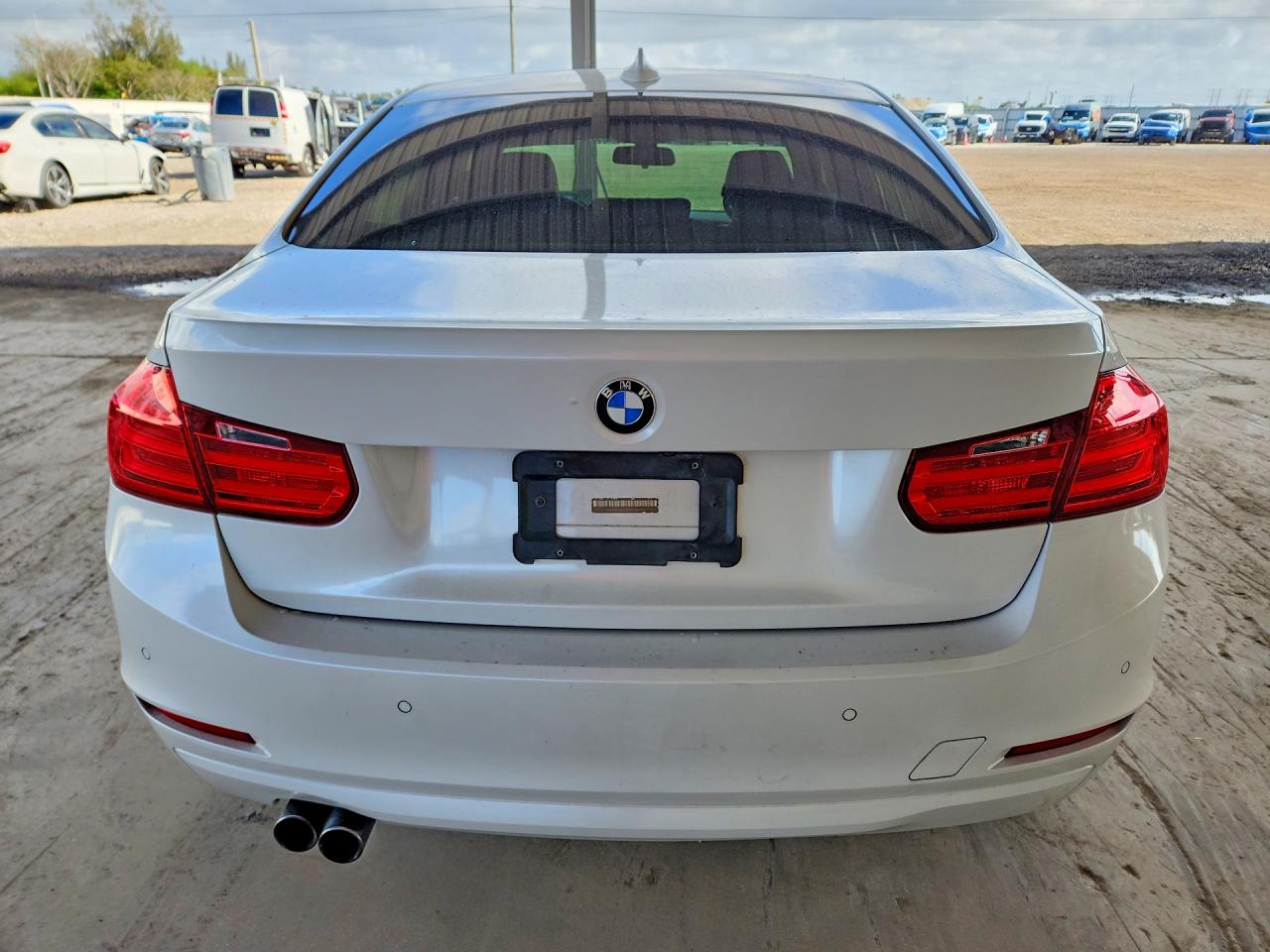 2015 BMW 328 I photo 11