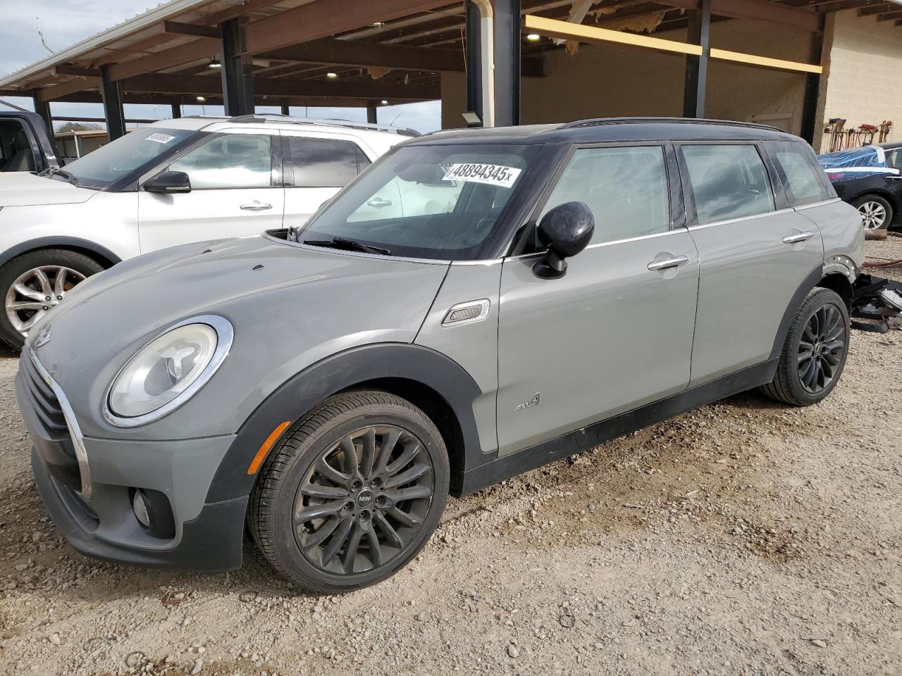 2017 MINI COOPER