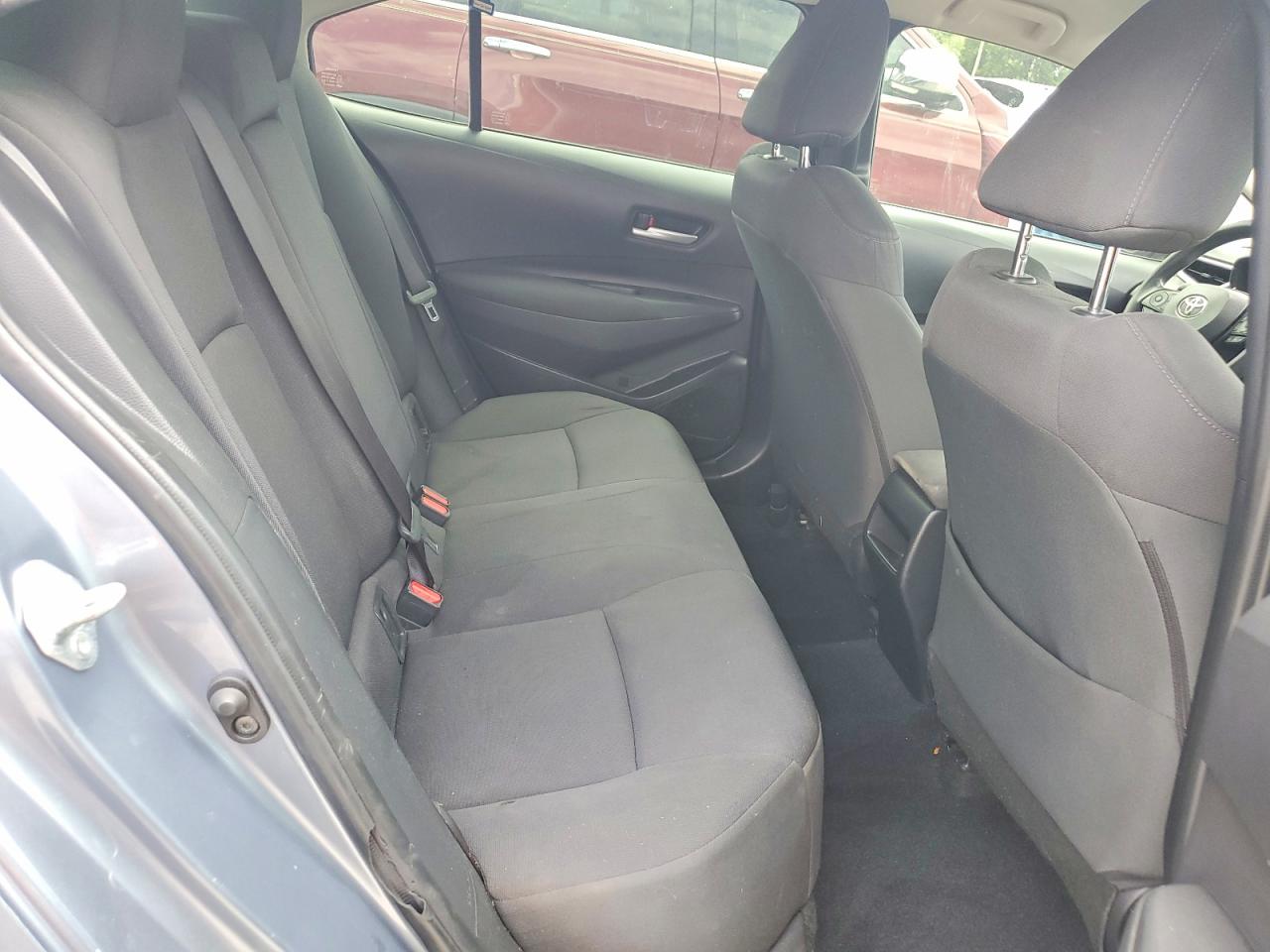 2021 TOYOTA COROLLA LE photo 19