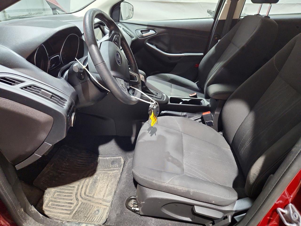 2017 FORD FOCUS SEL photo 13