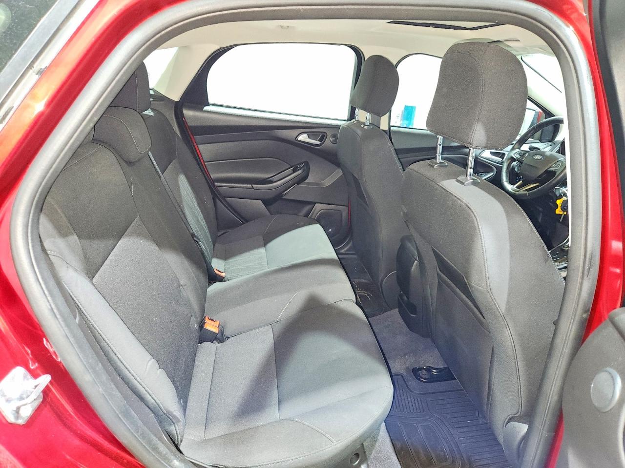 2017 FORD FOCUS SEL photo 19