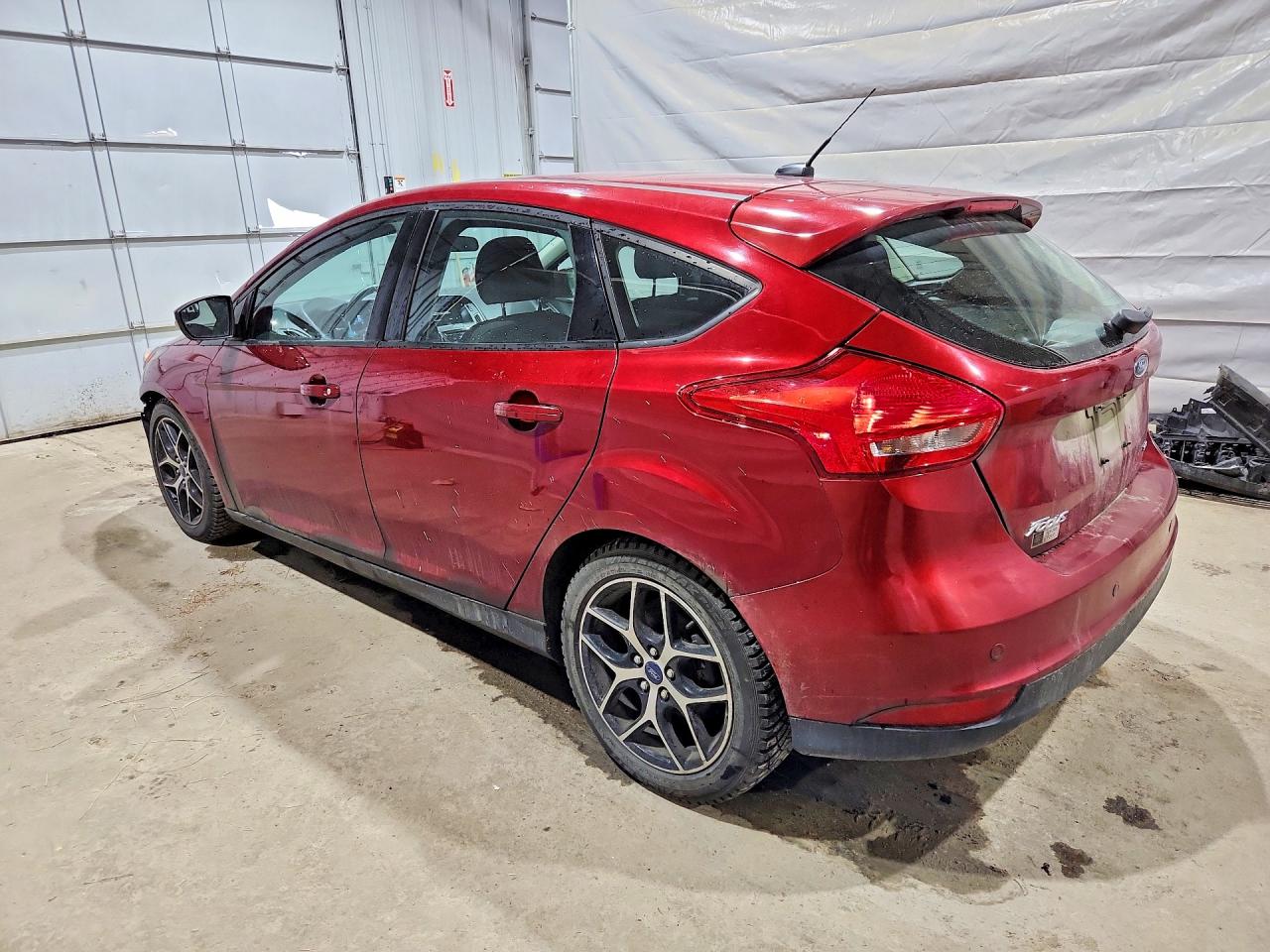 2017 FORD FOCUS SEL photo 3