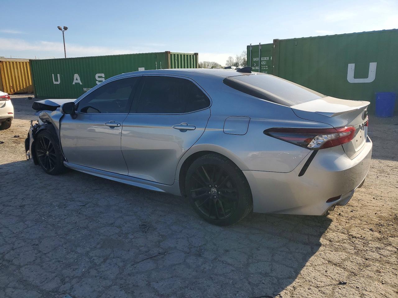 2024 TOYOTA CAMRY XSE photo 3