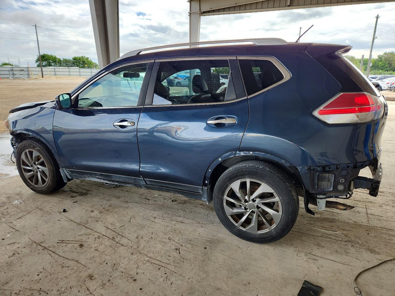 2016 NISSAN ROGUE S photo 3