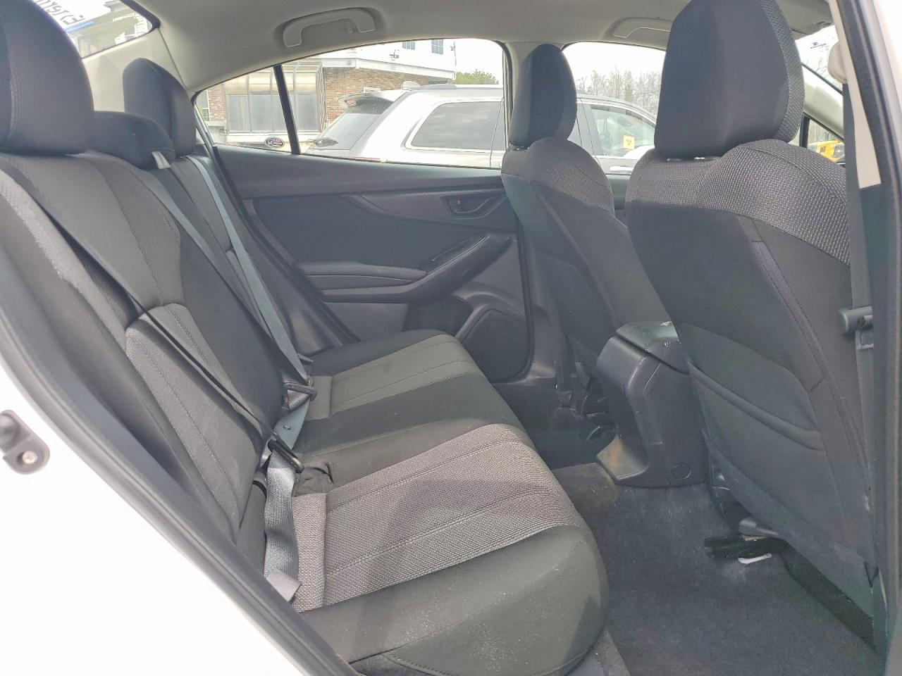 2019 SUBARU IMPREZA photo 19