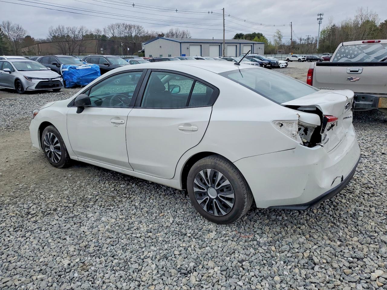 2019 SUBARU IMPREZA photo 3