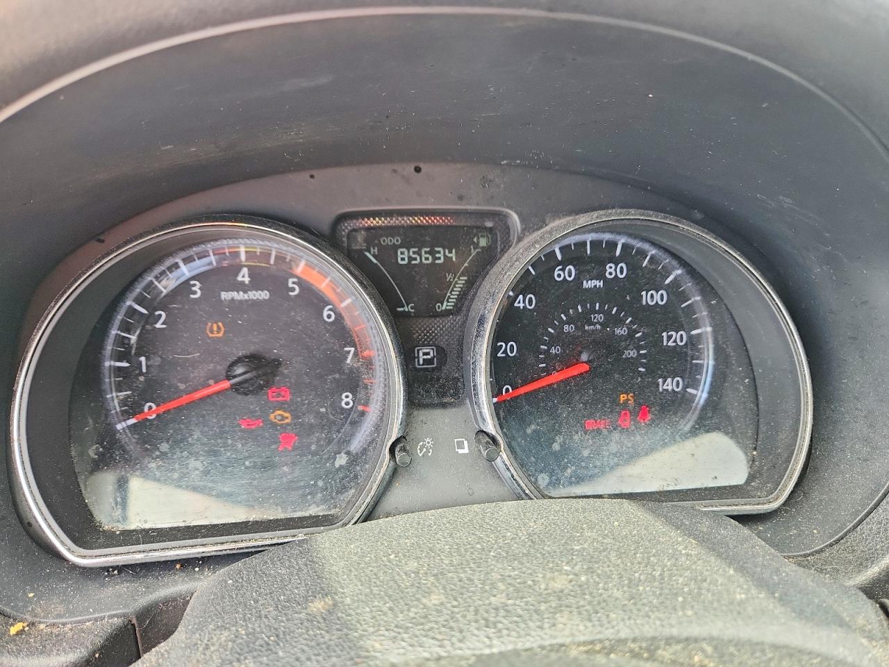 2018 NISSAN VERSA SV photo 17