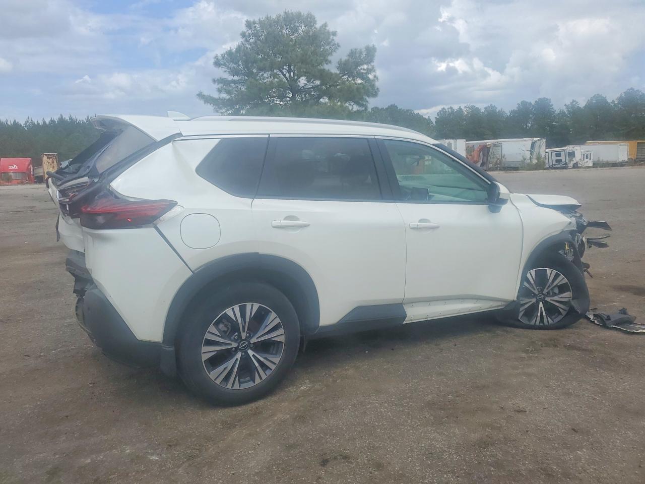 2023 NISSAN ROGUE SV photo 5