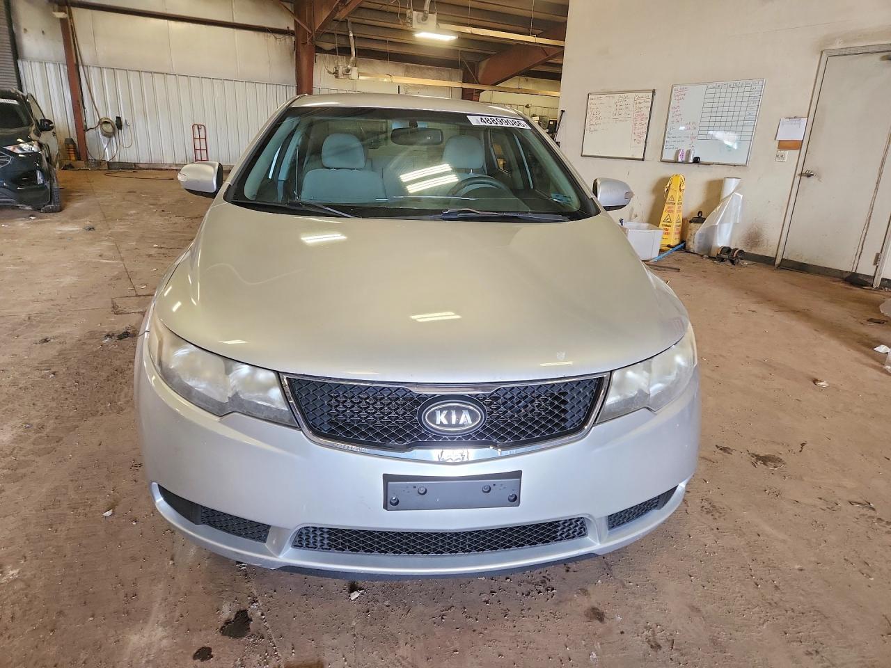 2010 KIA FORTE EX photo 9