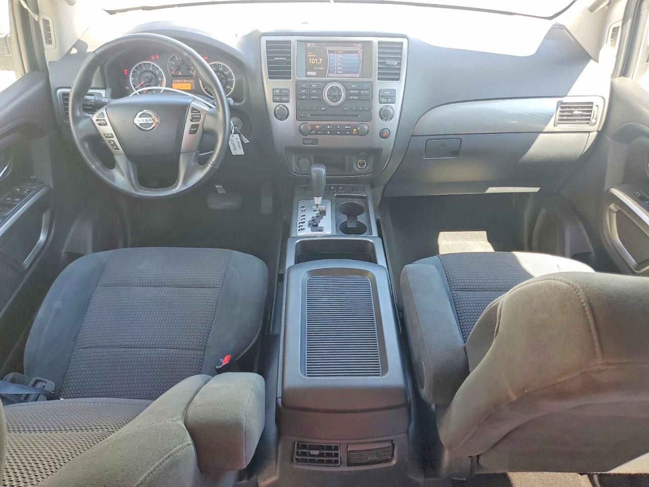 2015 NISSAN ARMADA SV photo 8