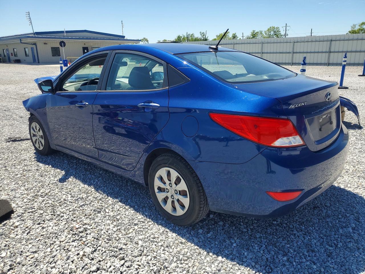 2017 HYUNDAI ACCENT SE photo 3