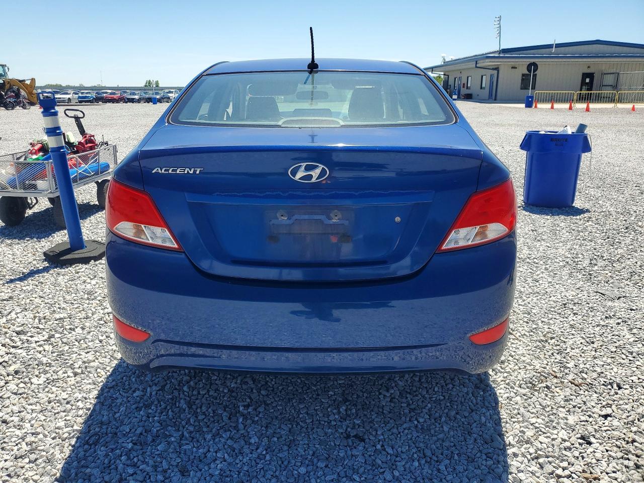 2017 HYUNDAI ACCENT SE photo 11