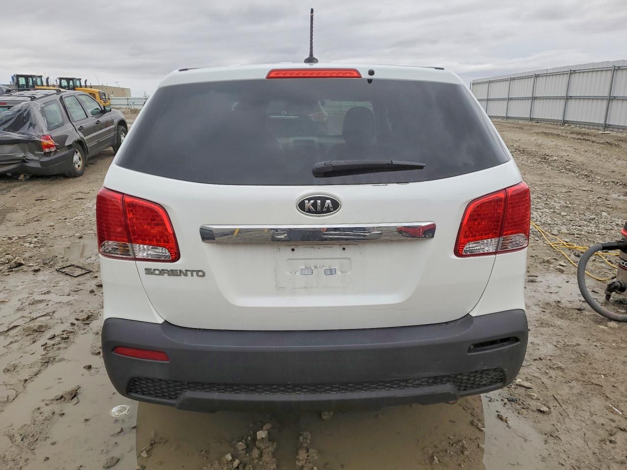 2012 KIA SORENTO LX photo 16