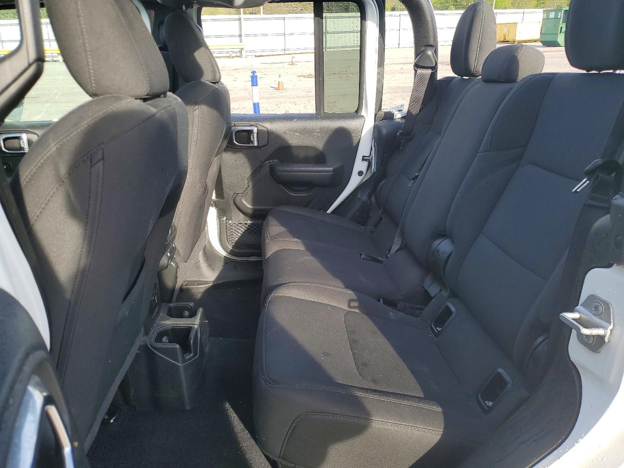 2021 JEEP GLADIATOR SPORT photo 21