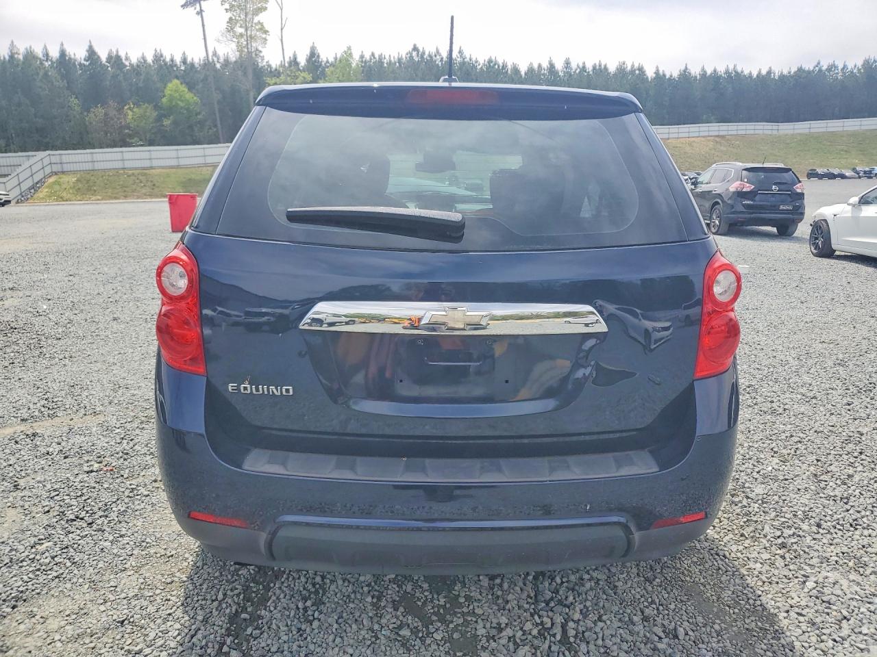 2015 CHEVROLET EQUINOX LS photo 6