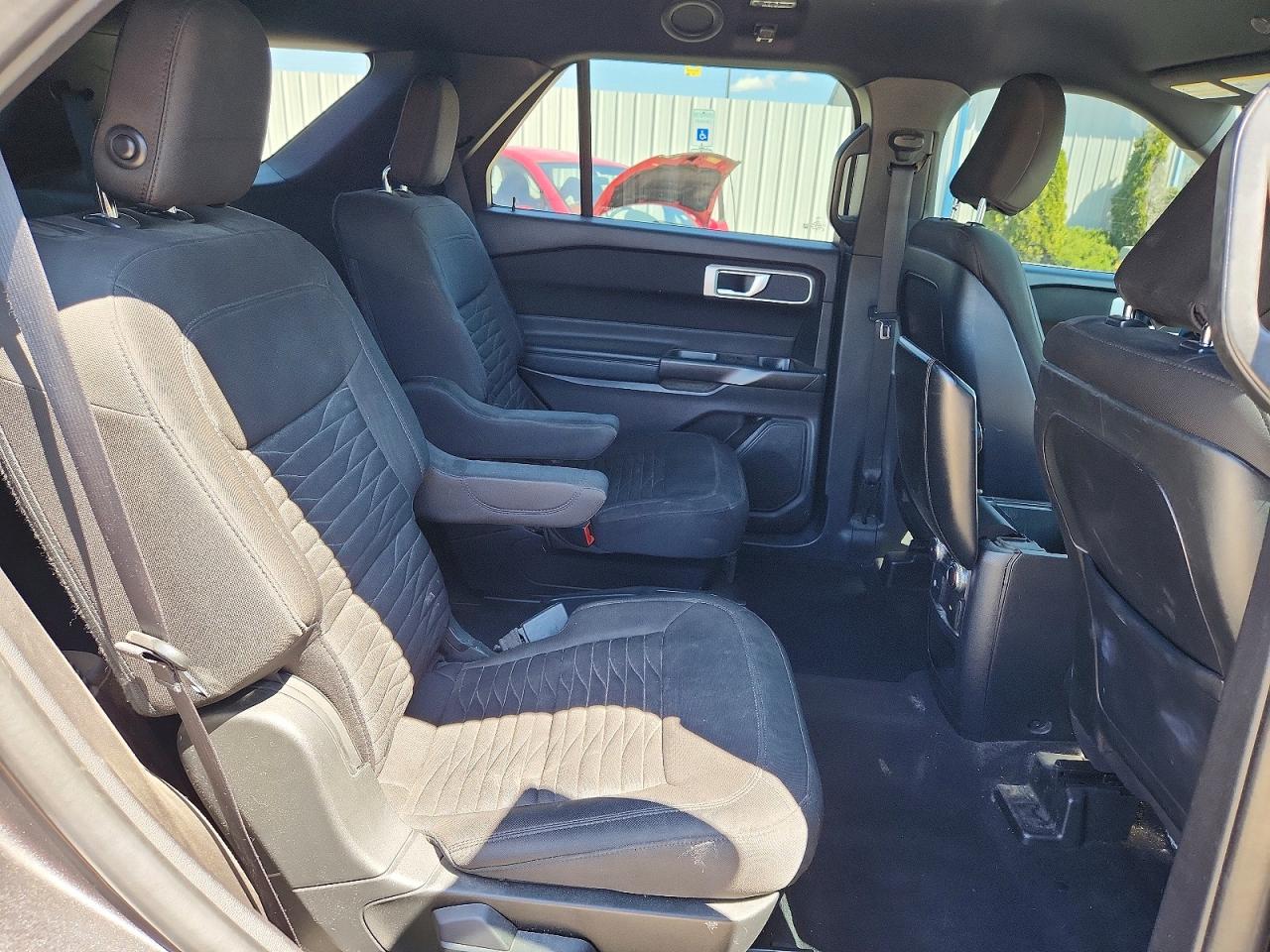 2020 FORD EXPLORER XLT photo 21