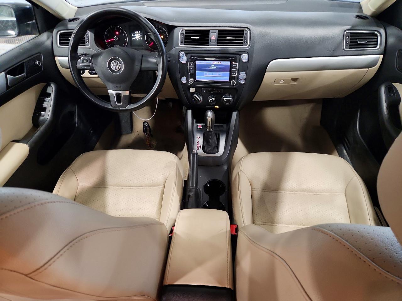 2014 VOLKSWAGEN JETTA SE photo 8