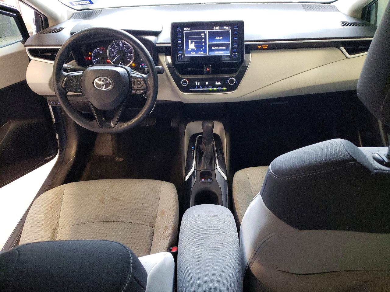 2021 TOYOTA COROLLA LE photo 15