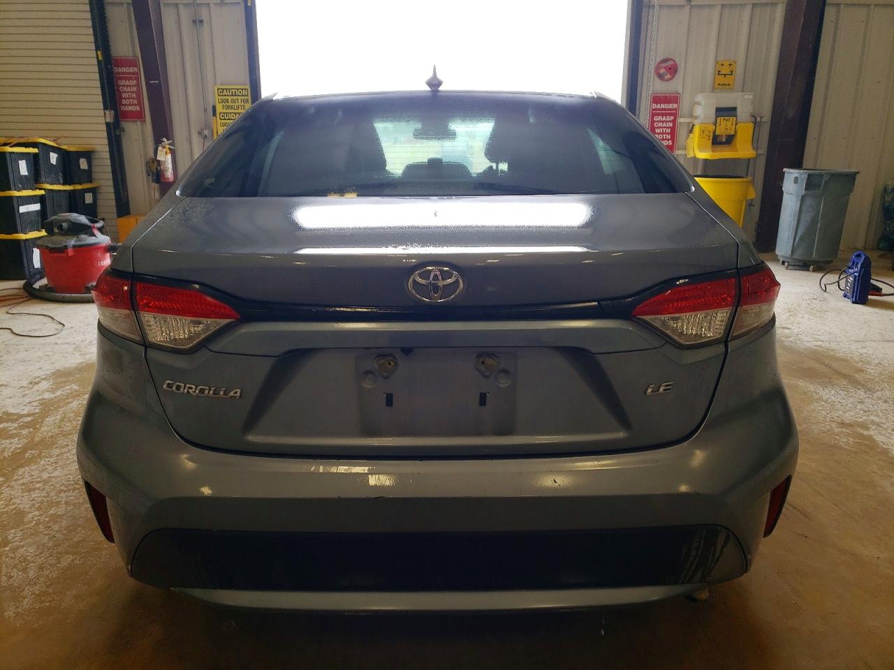 2021 TOYOTA COROLLA LE photo 11