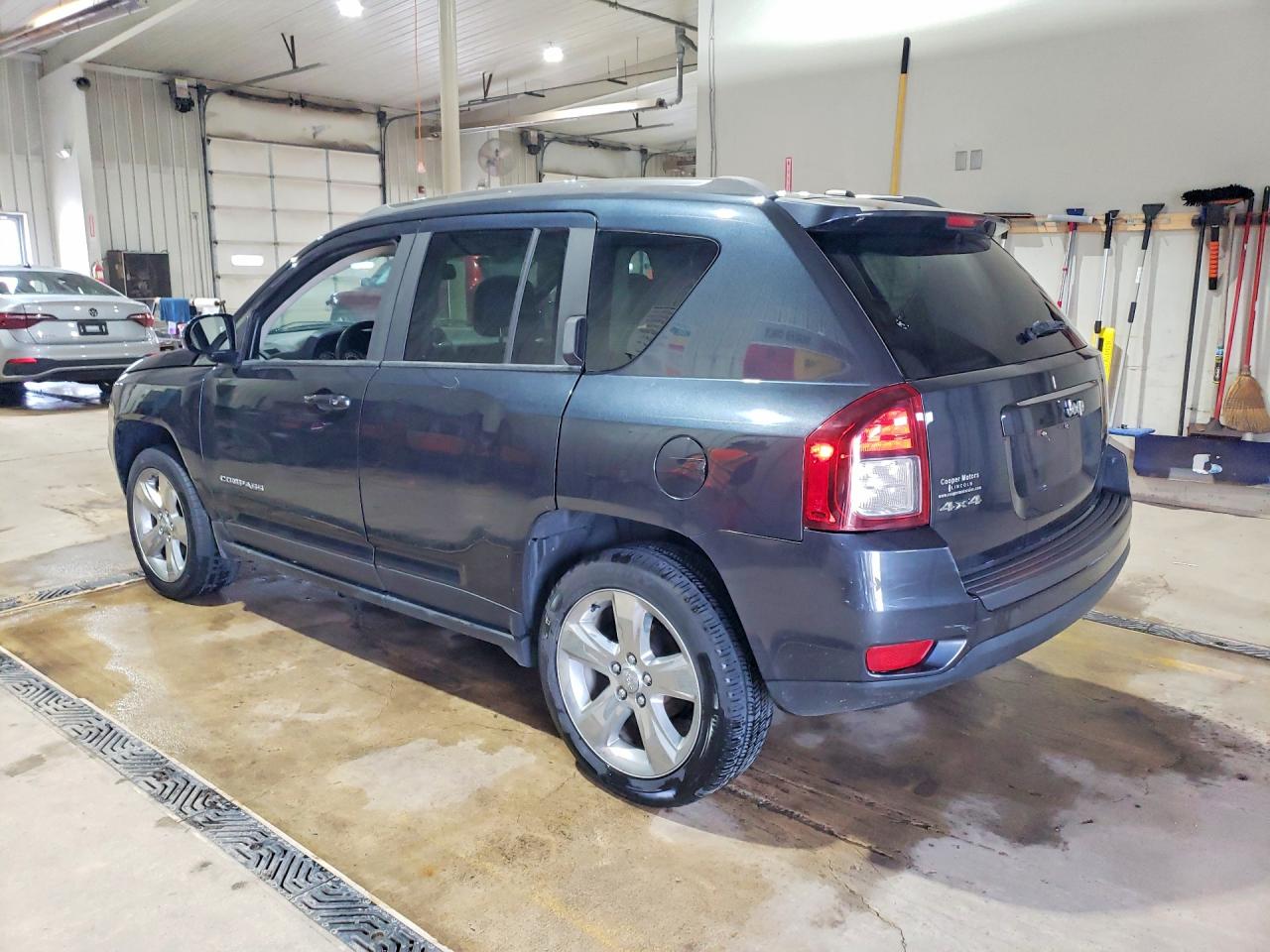 2014 JEEP COMPASS LATITUDE photo 4