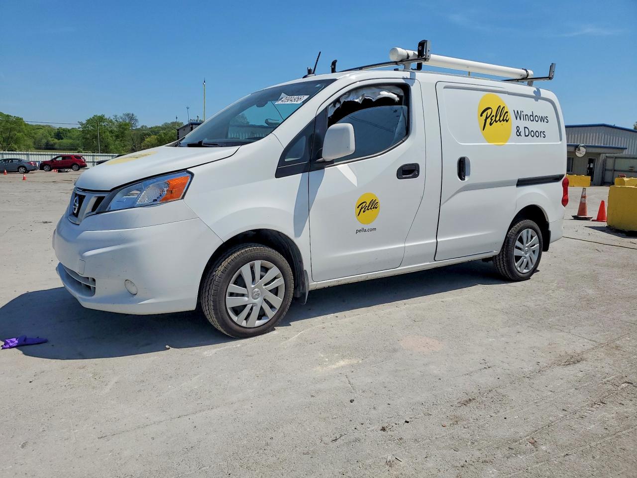 2021 NISSAN NV200