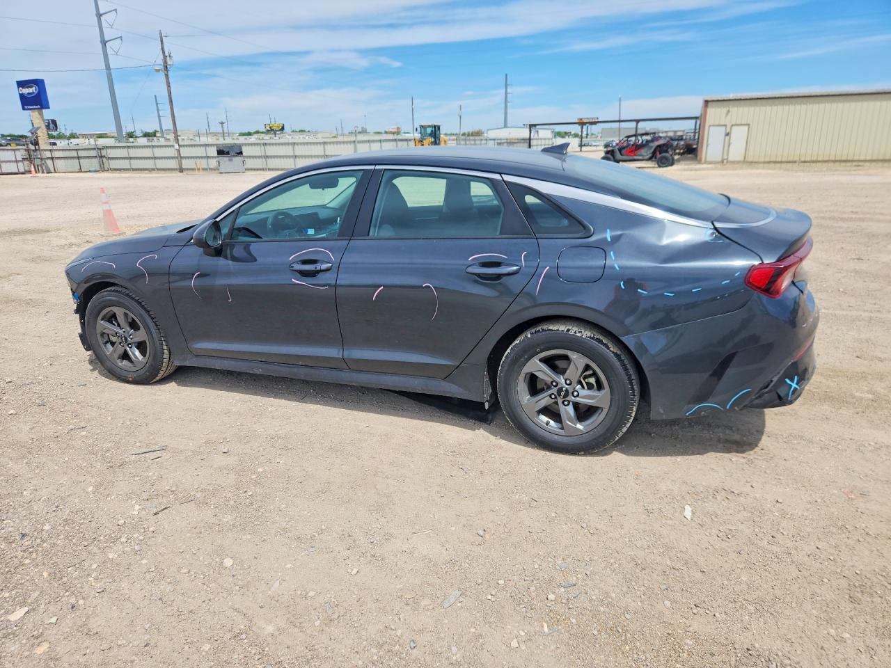 2023 KIA K5 LXS photo 2