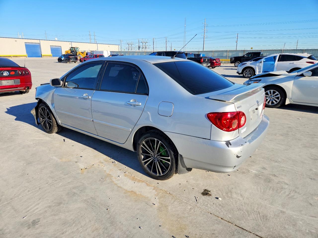 2005 TOYOTA COROLLA LE photo 4