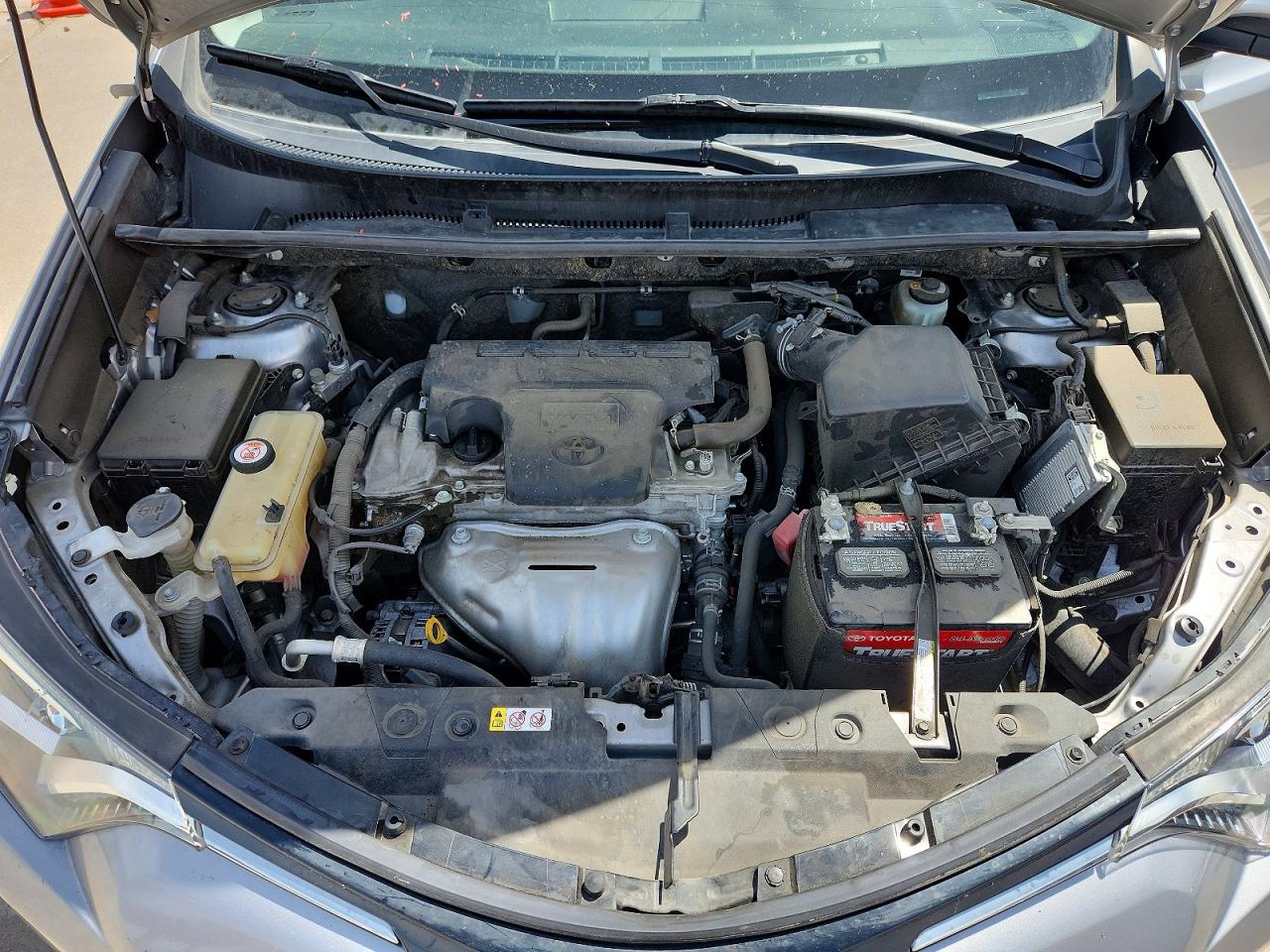 2018 TOYOTA RAV4 photo 23