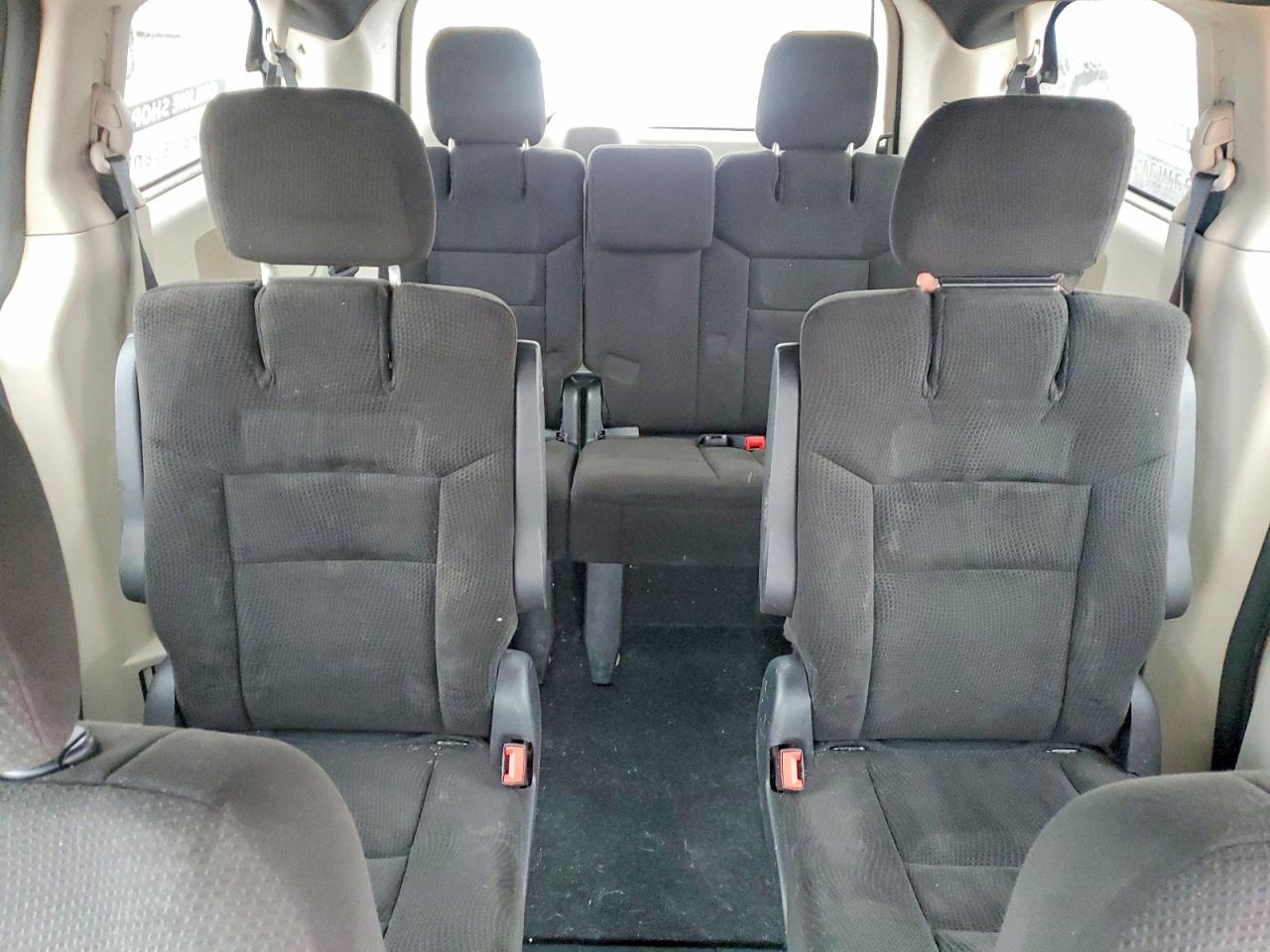 2015 DODGE GRAND CARAVAN SE photo 19