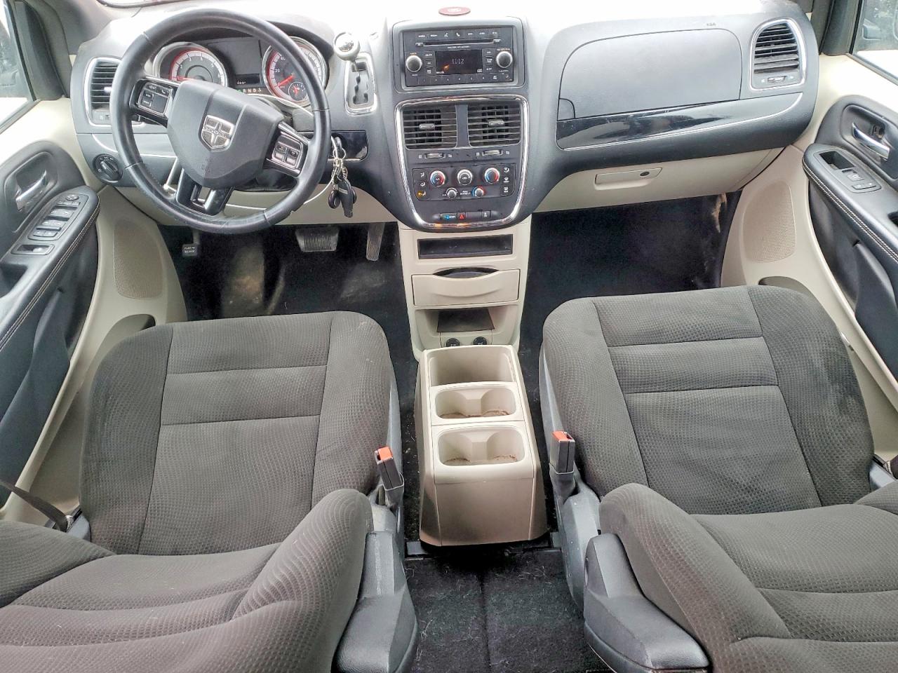 2015 DODGE GRAND CARAVAN SE photo 15