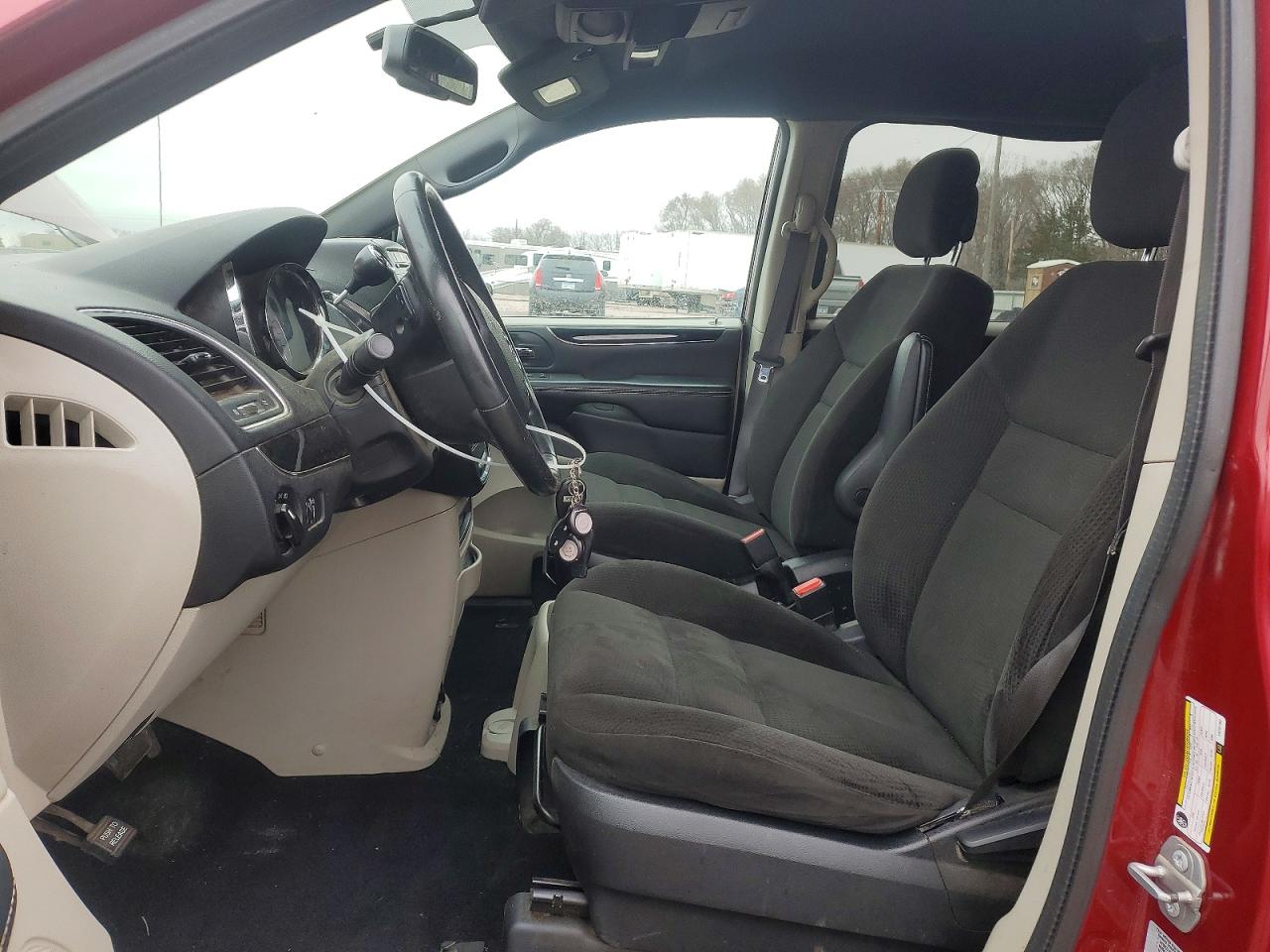 2015 DODGE GRAND CARAVAN SE photo 13