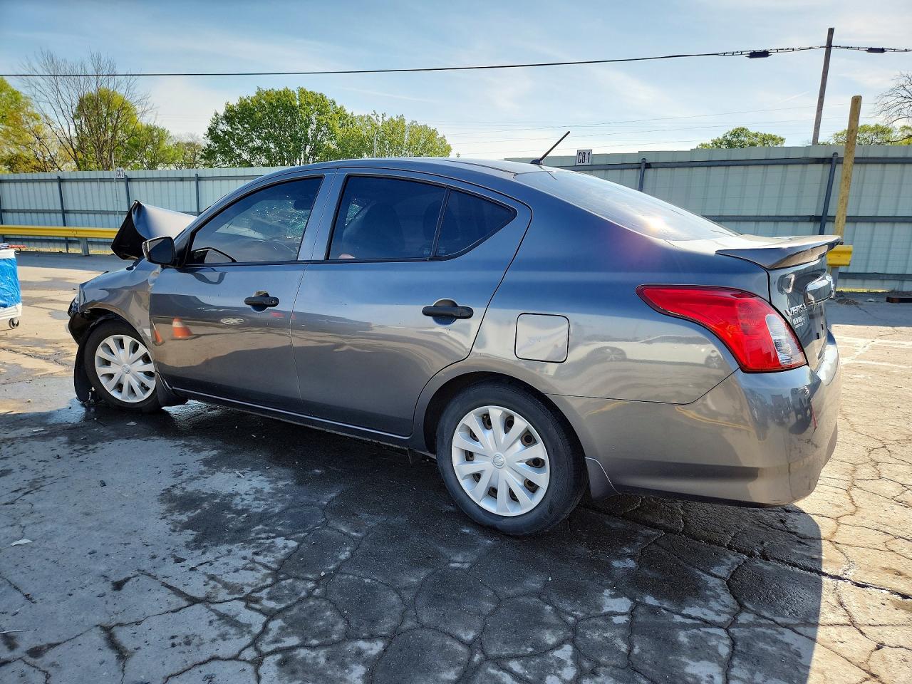 2018 NISSAN VERSA S PLUS photo 4