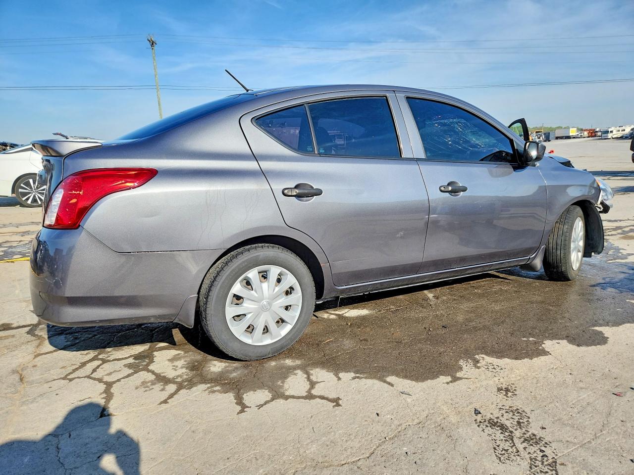 2018 NISSAN VERSA S PLUS photo 7