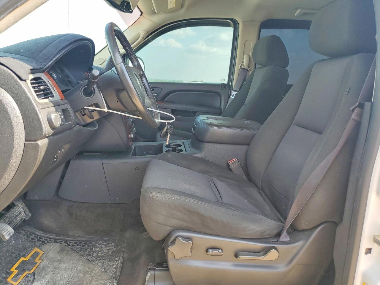 2011 CHEVROLET AVALANCHE LS photo 13