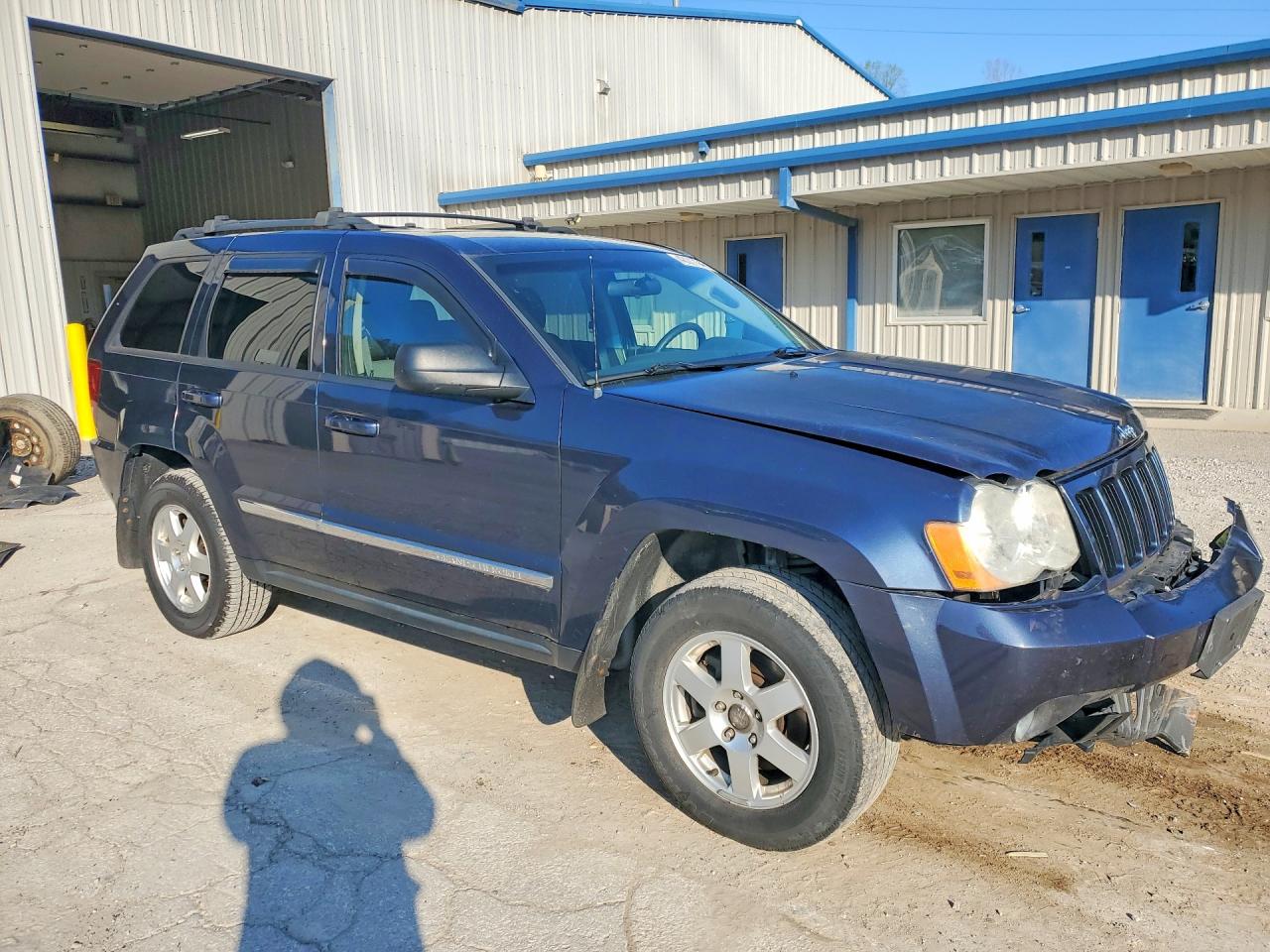 2010 JEEP GRAND CHEROKEE LAREDO photo 7