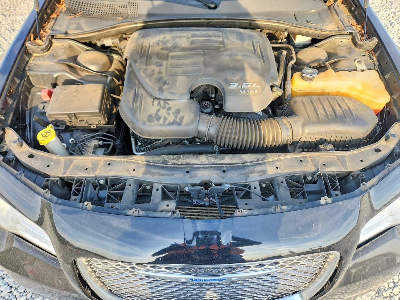 2018 CHRYSLER 300 TOURING photo 21