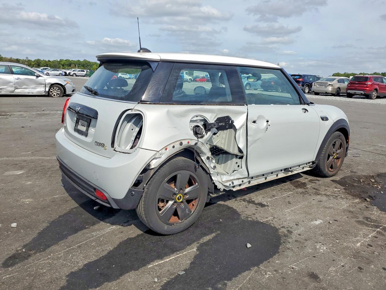 2022 MINI COOPER SE photo 5