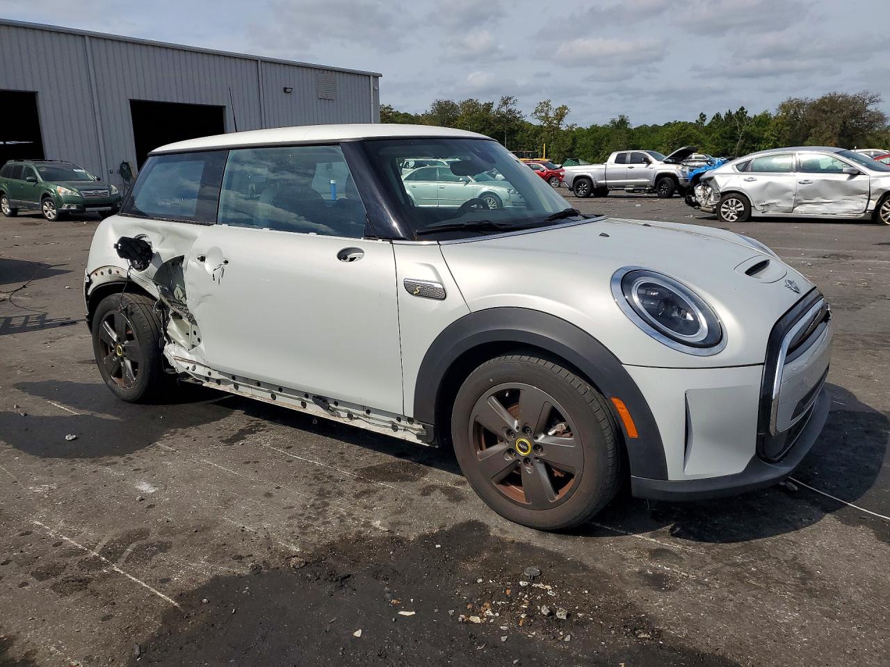 2022 MINI COOPER SE photo 7