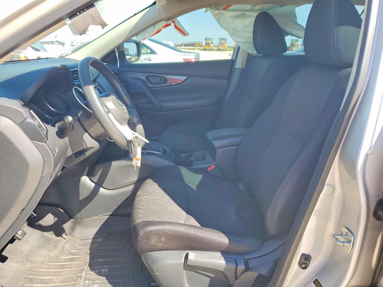2019 NISSAN ROGUE S photo 19