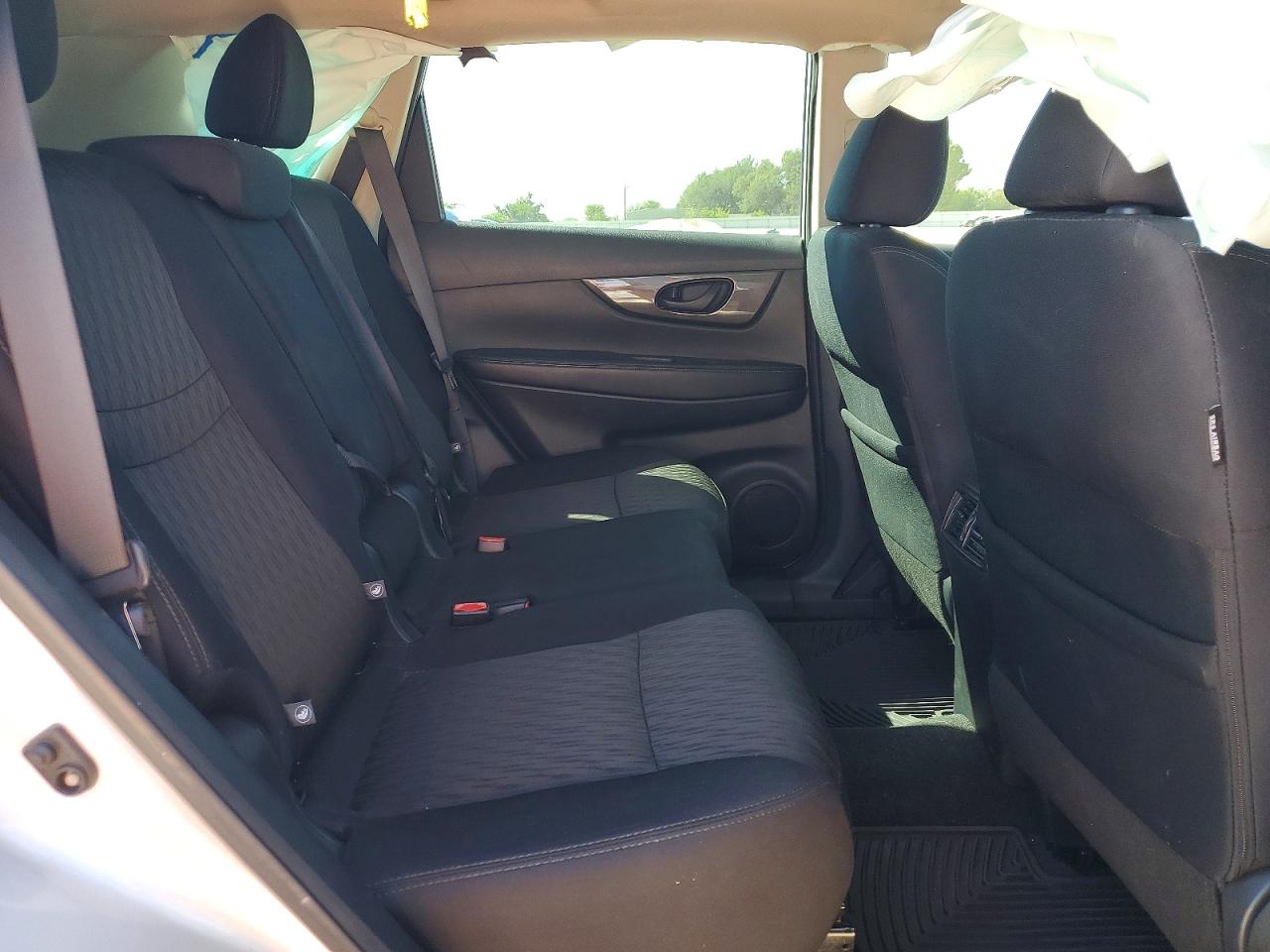 2019 NISSAN ROGUE S photo 31