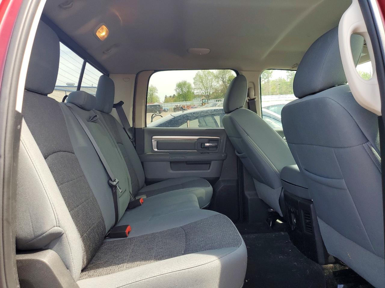 2015 RAM 1500 SLT photo 28